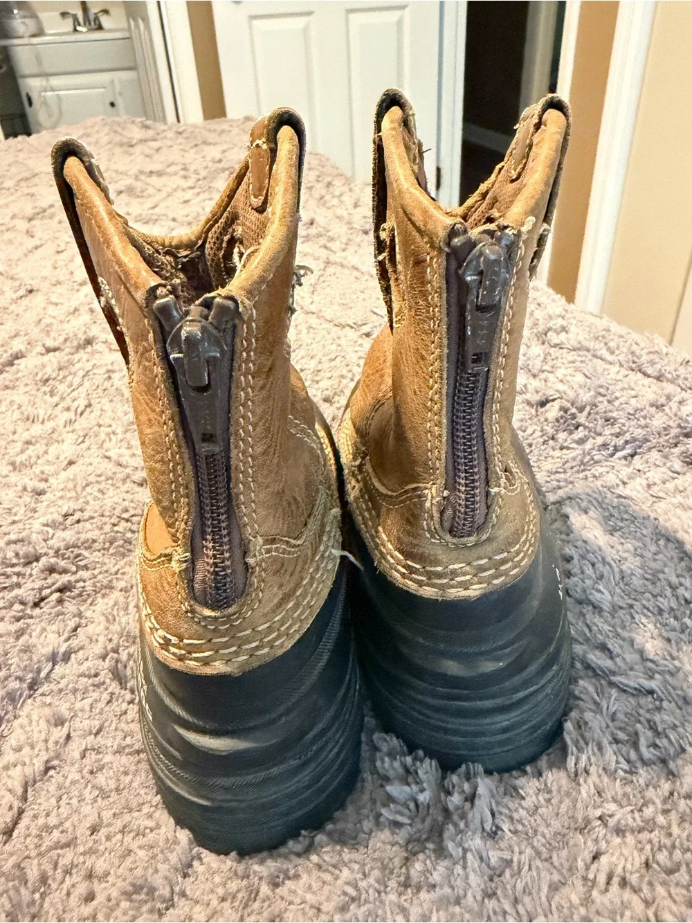 Georgia Boot Kids Tan Brown Waterproof Pull-On Boots with Black Soles. Size 11